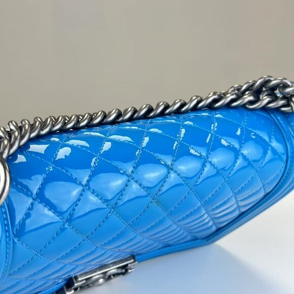 Chanel Blue Patent Leather Medium Boy Bag Shoulder Bag Crossbody - Picture 8 of 9